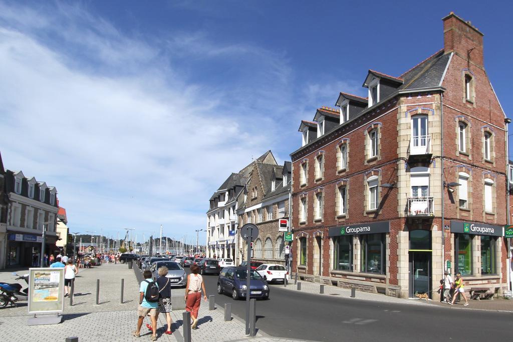 Gites Du Port Paimpol Kültér fotó
